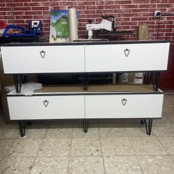 WHITE WITH MARBLE STAND $200 OBO