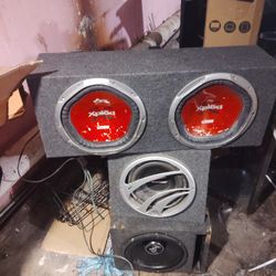 2/ 12 In A Box /1200wtt Amp