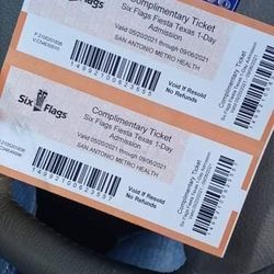 Tiket Six Flags 
