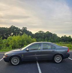 2003 volvo S60 (142kmile)