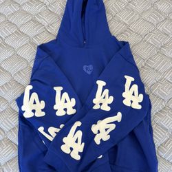 LA Scattered Hoodie $125 Size: 2XL