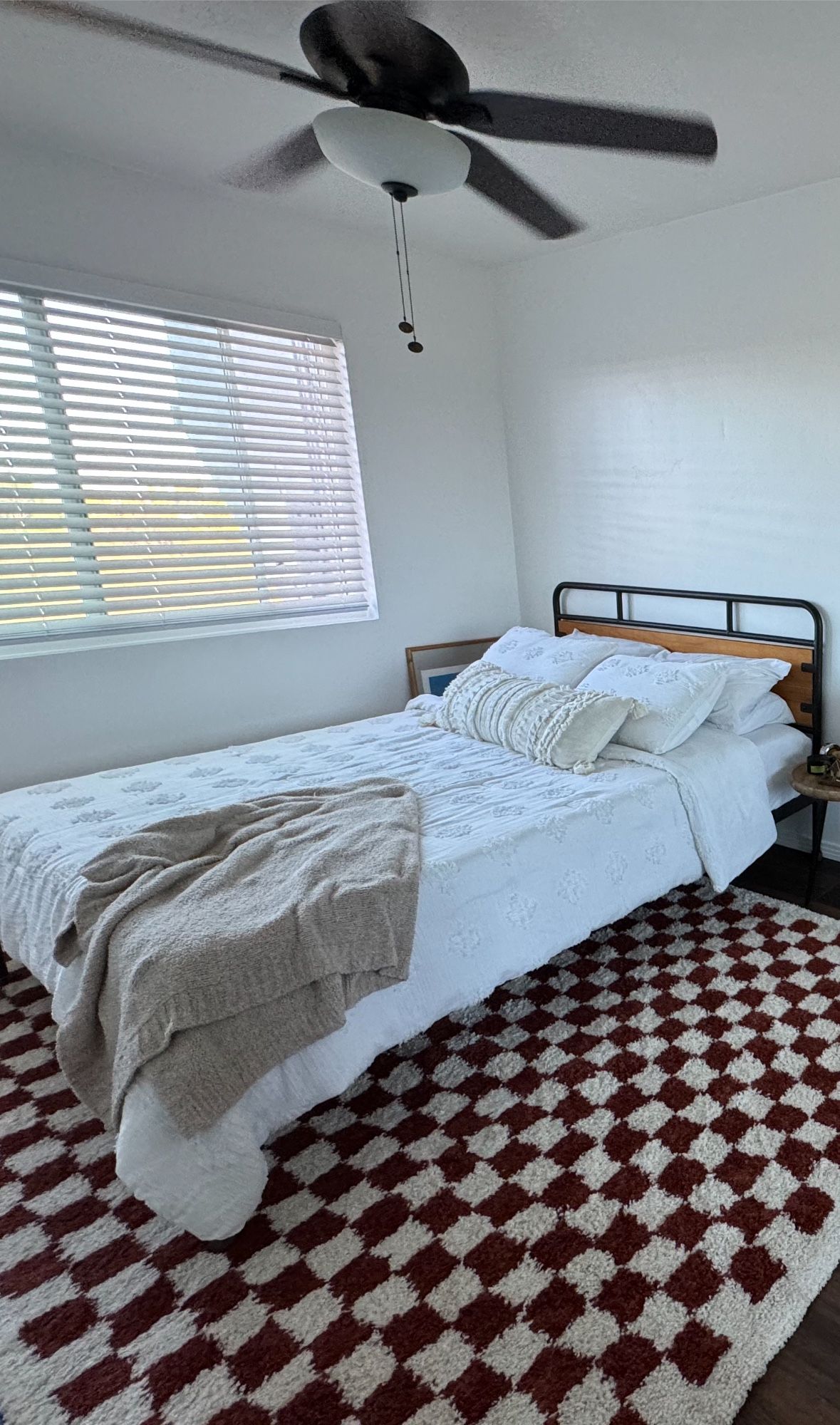 Queen Size Bed And Frame