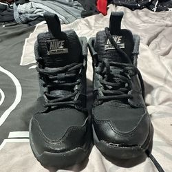 Children’s Size 11, Nike Hiking Boots