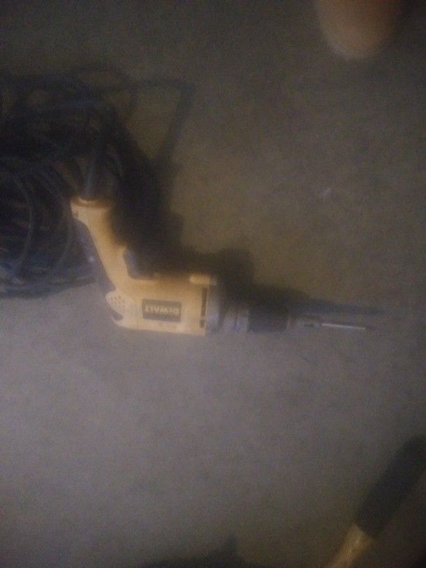 DeWalt Drywall Screw Gun 50f Cord