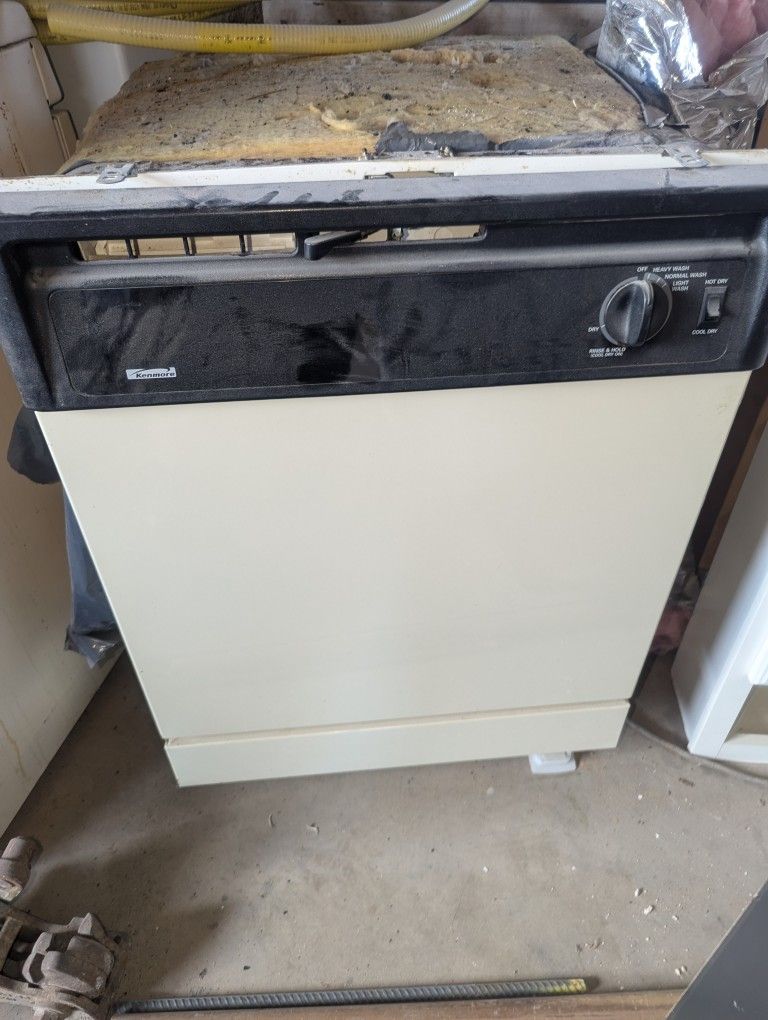 Kenmore Dishwasher 