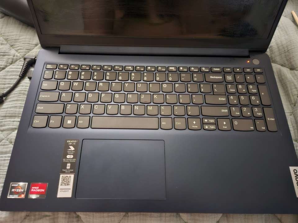 Lenovo 15.6 Laptop (Ideapad)