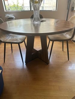 Free table , has water damages