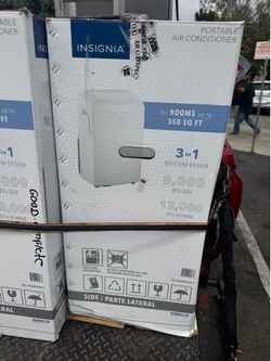Insignia  Portable AC 3 in 1. 8000 btus. Brand new