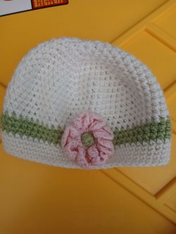 Hand made babyhat