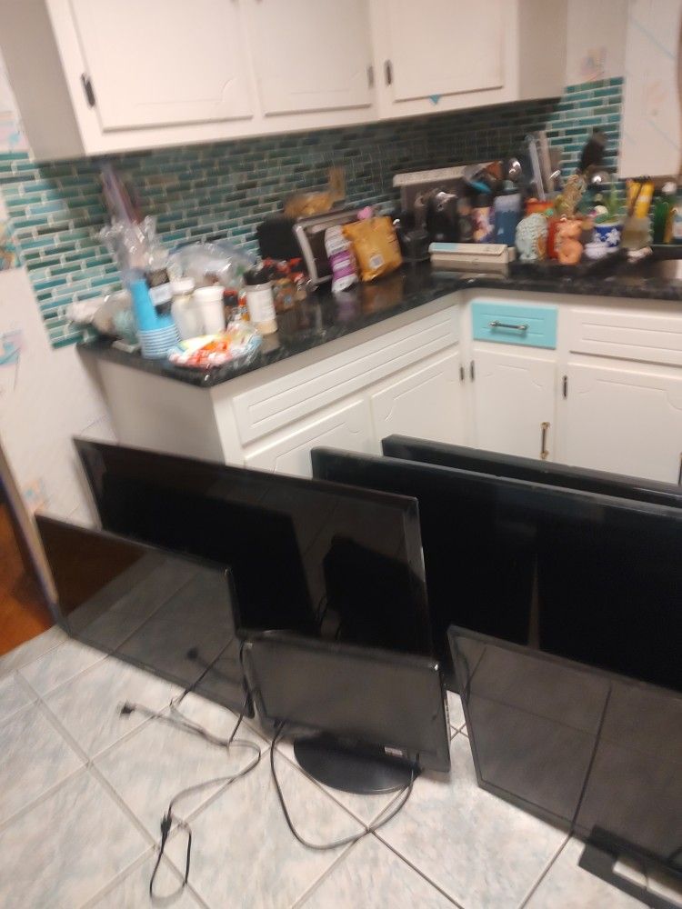 Flat Screen Tvs-lot Of 6