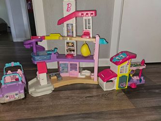 Barbie little people toys