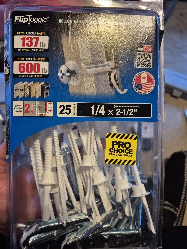 The Cobra Anchors FlipToggle 425R Flip Toggle Bolt package