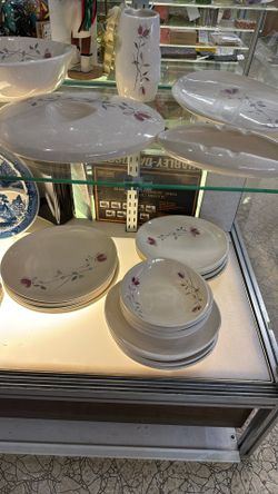 MCM Franciscan Earthenware Pink Flowers Set. 81 Pieces 