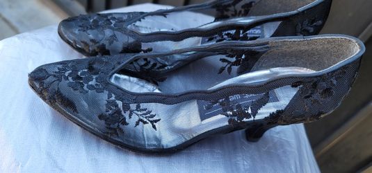 Stuart Weitzman Women Shoes