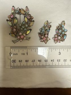 Vintage Florenza Silver Tone Floral Pastel Aurora Borealis Brooch And Earrings Set 