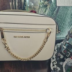 Michael Kors Crossbody Purse 