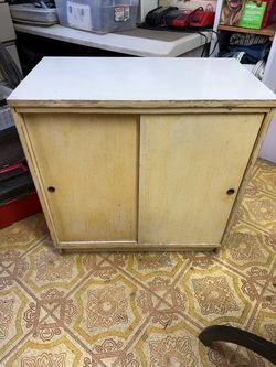 FREE:  WOOD CABINET -Pasadena