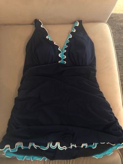 Bathing suit one piece 16w , no tags