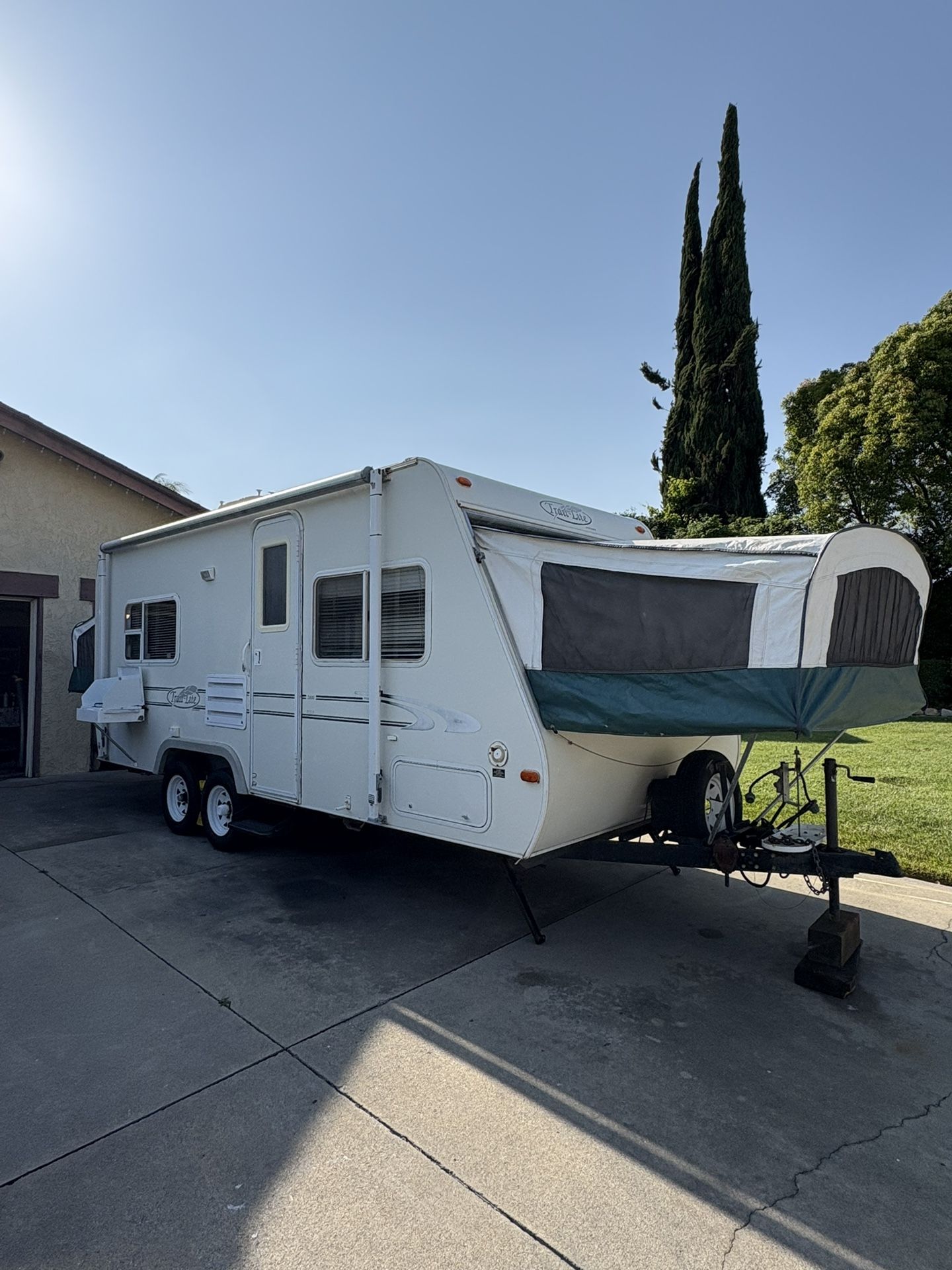 2001 Bantam Trail Lite 21ft Travel Trailer