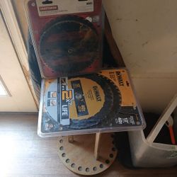 12 Inch And Ten Inch Saw Blades×2