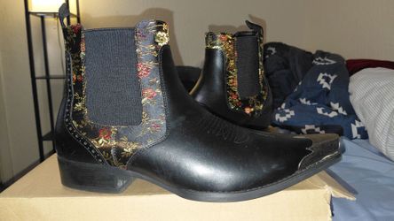 Sz 11 Mens Chelsea dress boots