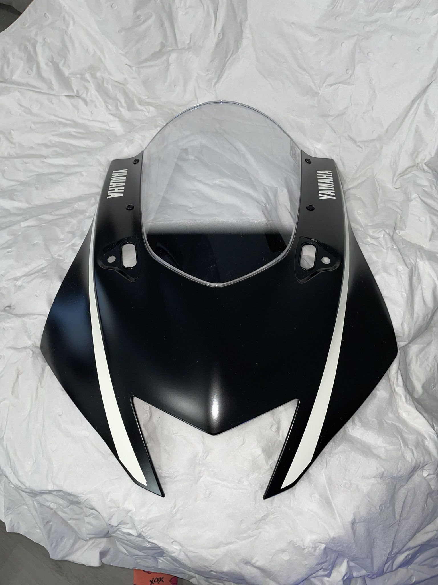 Yamaha R6 Front Nose Crown 