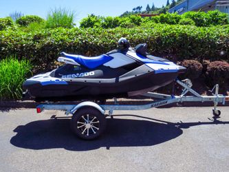 2025 Sea-Doo Spark™ For 2 Rotax 900 Ace™- 90 Conv With Ibr And Audio