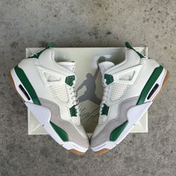 Air Jordan 4 Retro SB “Pine Green”
