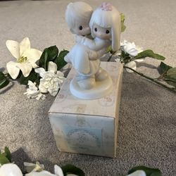 Precious Moments & Wedding Flowersl