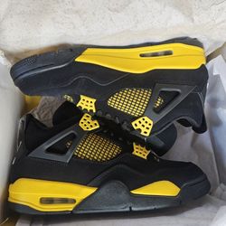 Jordan 4 Thunder Size 10.5m