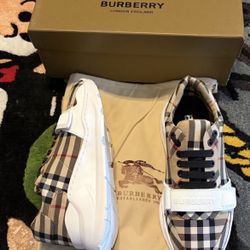 Burberry Shoes