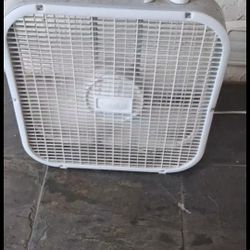 3 speed floor fan 👍 Quiet pool deck garage patio porch balcony  cool air bug deterrent 