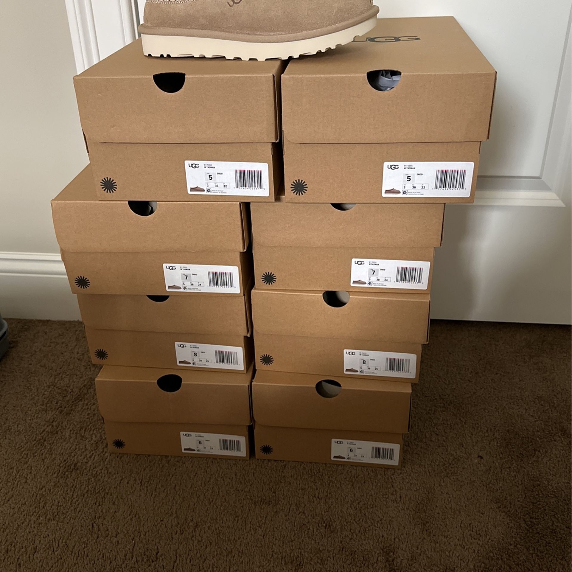 Ugg Tasman Sand Dark Cherry Size 5,6,7,8