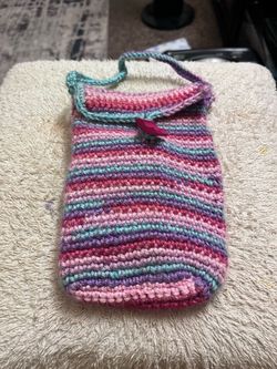 Crochet phone pouch
