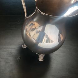 Silver Pitcher Classic Clean