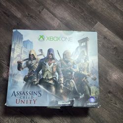 Xbox 1 Assasin's Creed Unity Bundle