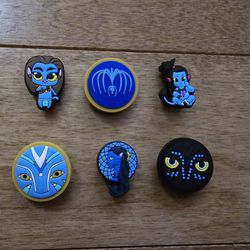 Lot Of 6 Avatar Shoe Charms 