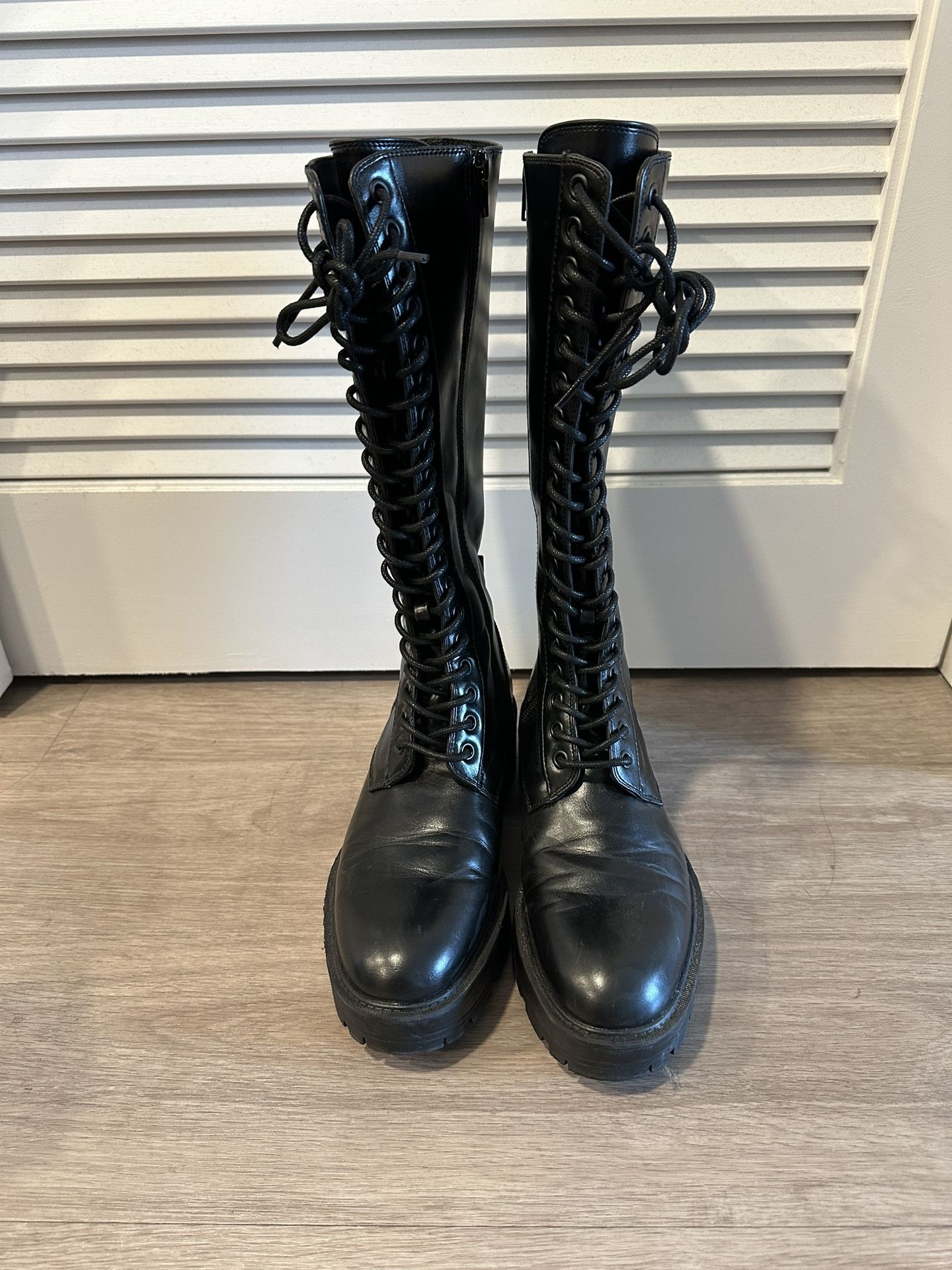 Zara Lace Up Knee High Boots Size 7