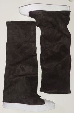 Black Skater Boots Size 7.5