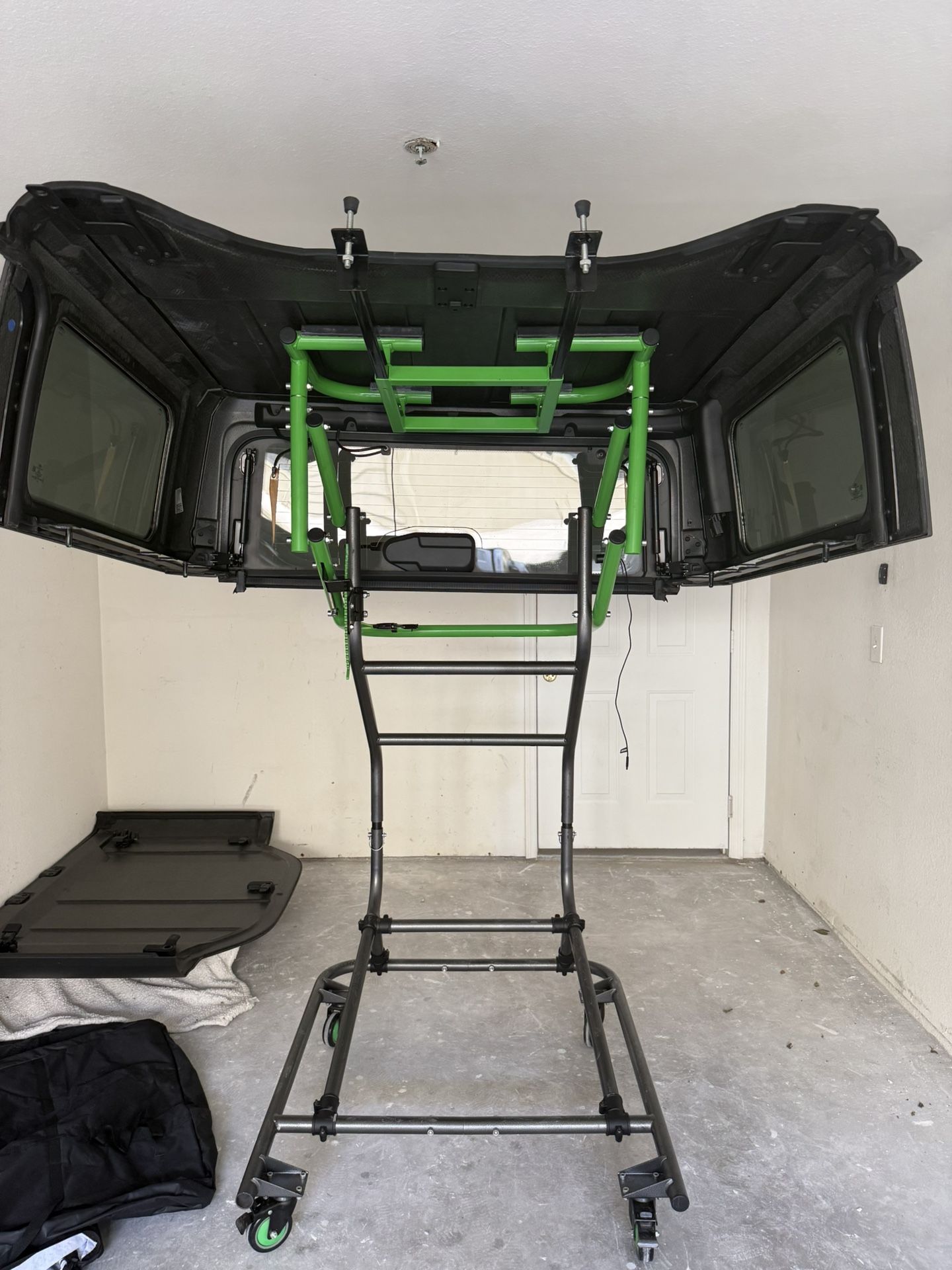 Toplift Pro Hardtop Lift For Jeep