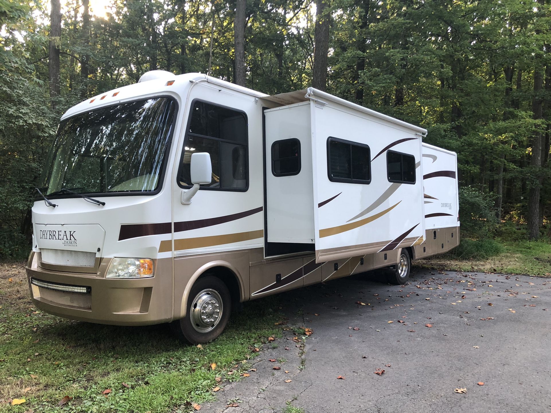 2008 Damon coach on f550 chassis Daybreak 3578