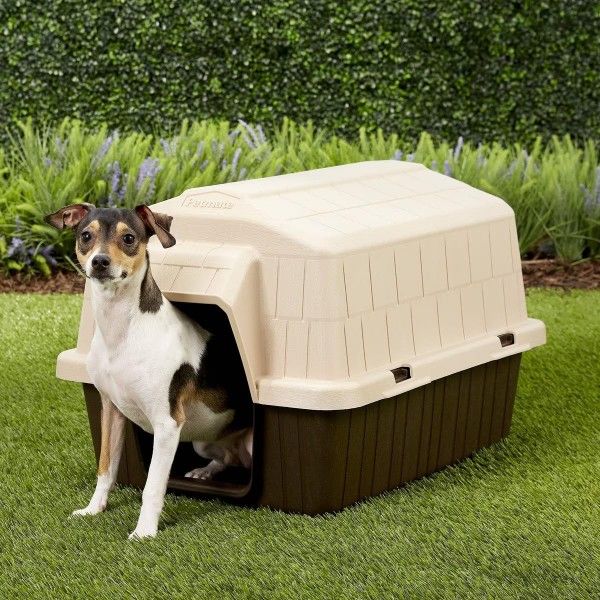 Free Outdoor Pet House / Barn