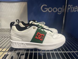 DC Skate Shoes LYNX OG 