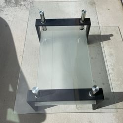 Modern Sturdy Tempered Glass 2 Level Coffee Table 23 In By 40 In