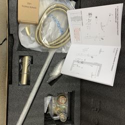 Wall-mounted shower faucet