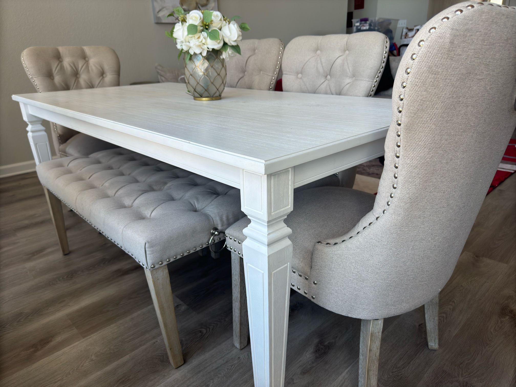 Dinning Table (6 Seater)