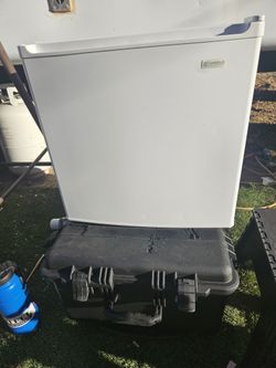 Mini Fridge