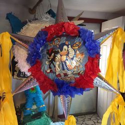 Sonic piñata