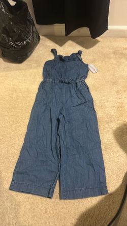 Girls one piece pants jean size 7/8 Cat and Jack Brand New