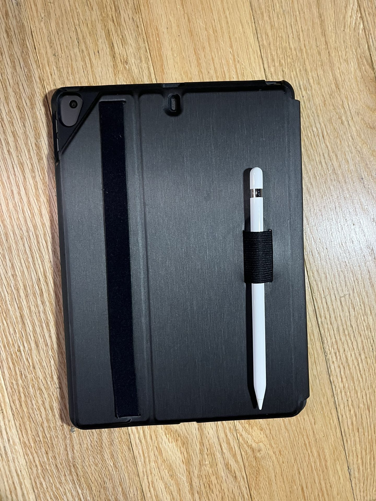 iPad 9th Gen/ Apple Pencil , WiFi Only 64gb